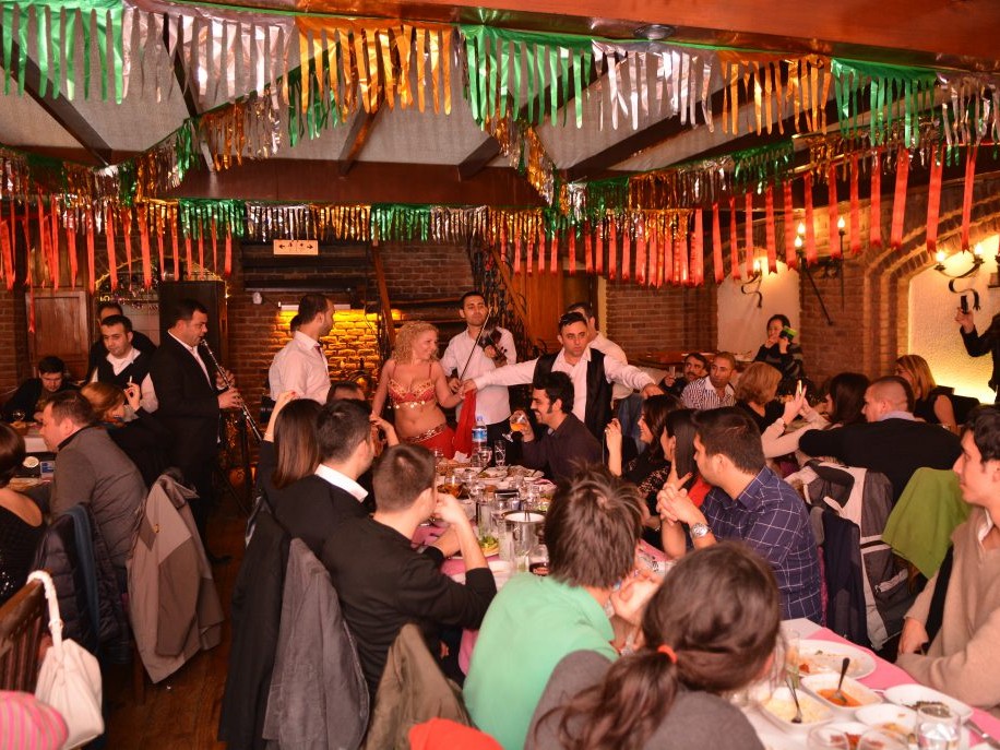 Dining Out  IN A TURKISH WAY    - _1